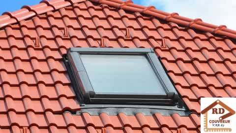 Pose remplacement velux fenêtre de toit Les Issambres